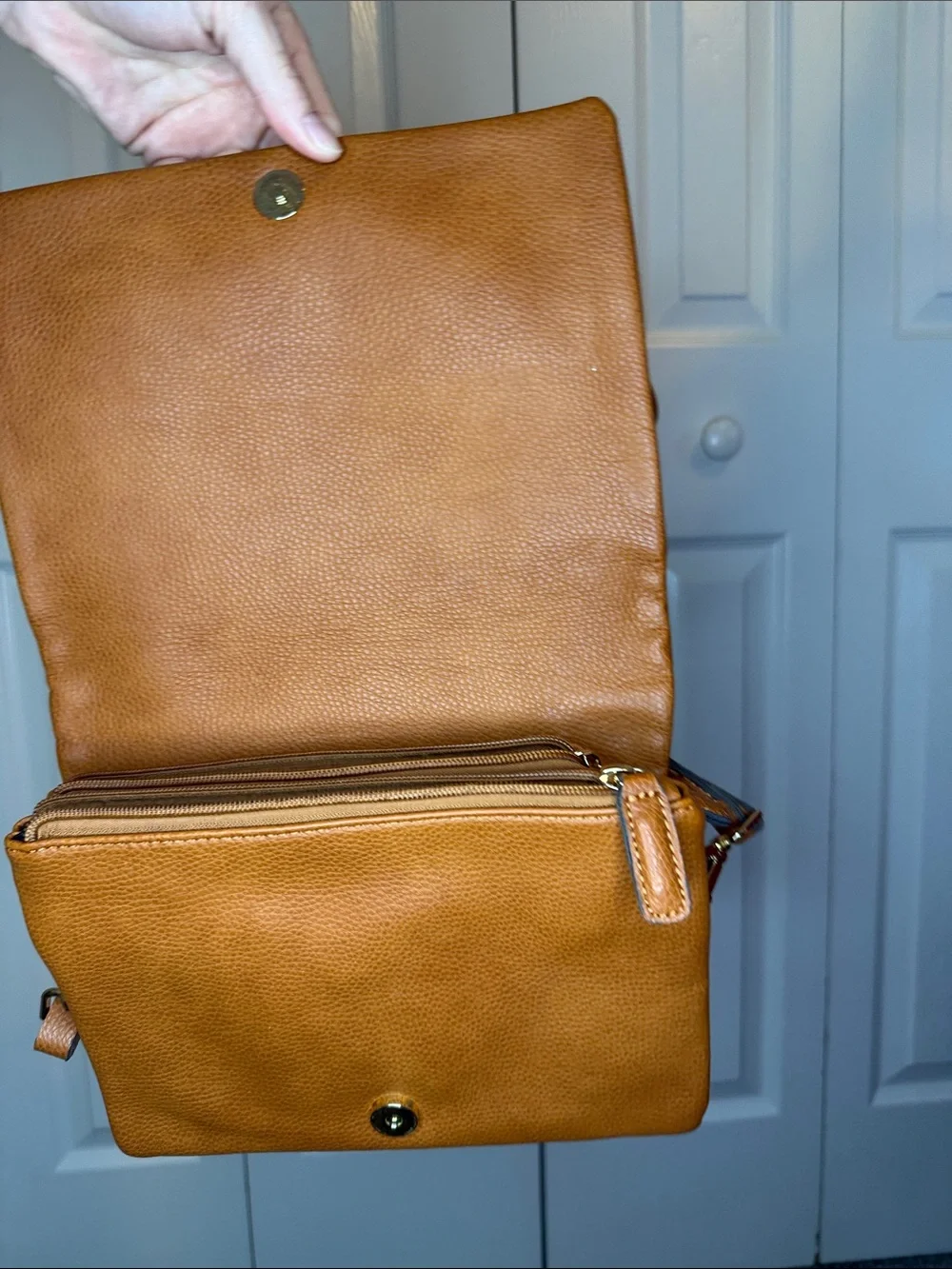 Leathwr crossbody or clutch